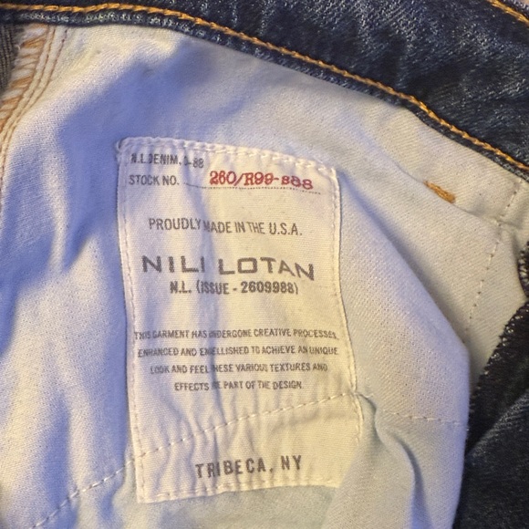 Nili Lotan Tribeca Barrel-Leg Jeans in Classic Wash - Picture 7 of 11